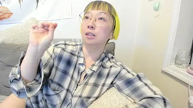 luxgray online show from February 23, 11:59 pm