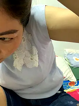 Baby-bigtits online show from November 7, 8:42 am