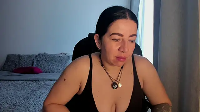 Im coco online show from April 15, 12:39 pm