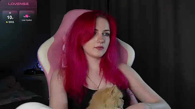 joyhannahh online show from November 10, 5:30 pm