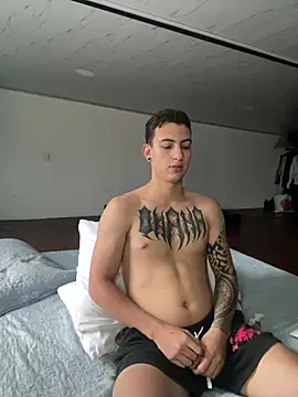 aliensexy online show from February 14, 10:12 pm