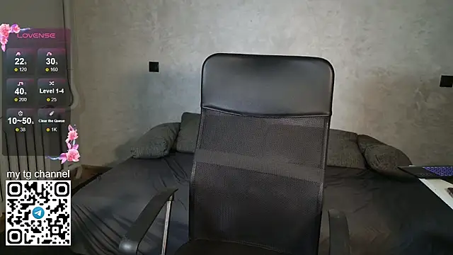 Lila Pitt online show from October 15, 5:32 am