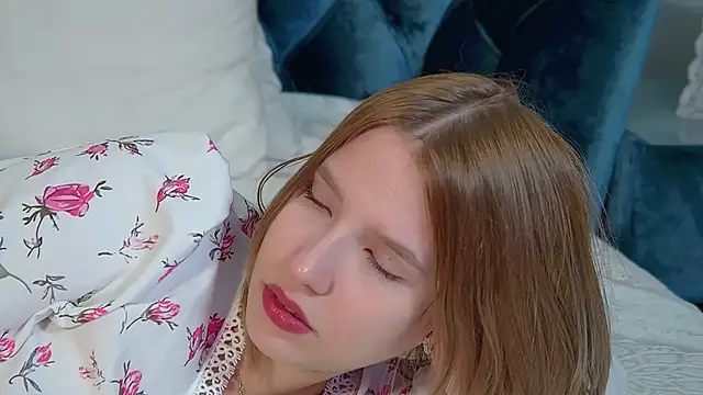 LiliLinn online show from September 13, 4:53 am