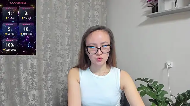 Diana Taylor online show from April 4, 9:13 pm