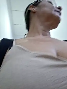 Mia-funny20 online show from October 2, 9:20 pm