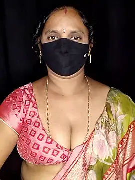 vintage-vibs online show from February 9, 6:54 pm