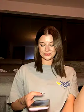 Mia-Minou online show from September 9, 8:41 pm