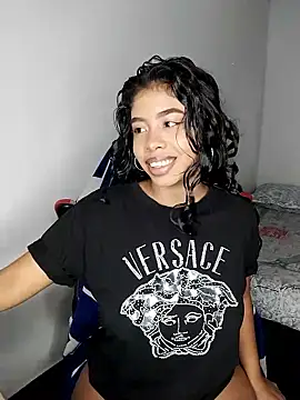 Fanny Klean online show from November 16, 4:25 am