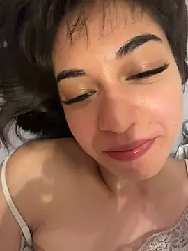 BitchyBratxxx online show from March 13, 9:38 pm