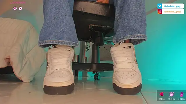 charlotte  grey online show from October 27, 8:14 pm