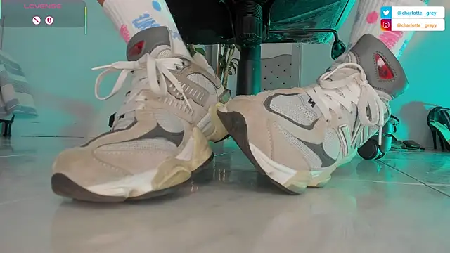 charlotte  grey online show from October 13, 8:11 pm