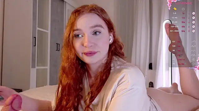 cinnabon girls online show from October 1, 3:44 am