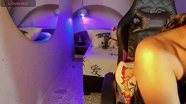 IamNayuta online show from September 8, 8:52 pm