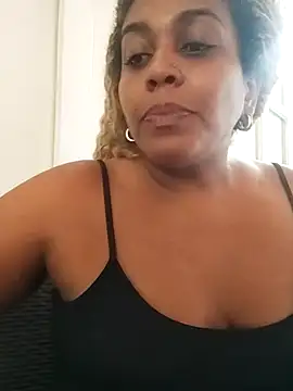 ELLA KELLY online show from September 25, 12:04 pm