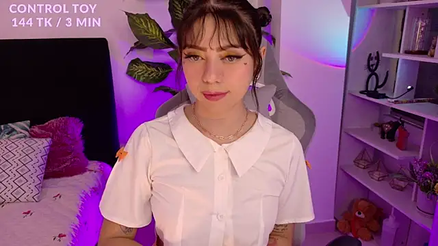 melany naa online show from March 9, 10:24 pm