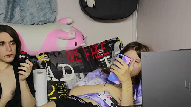 Kamala Adele online show from October 3, 9:09 pm