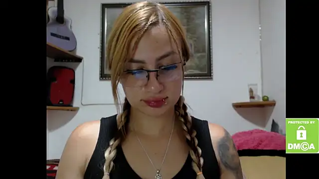 alice trinity online show from February 12, 6:59 am