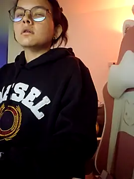 azumiichan online show from November 28, 12:24 am