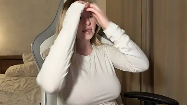 x ivy x online show from October 10, 4:56 pm