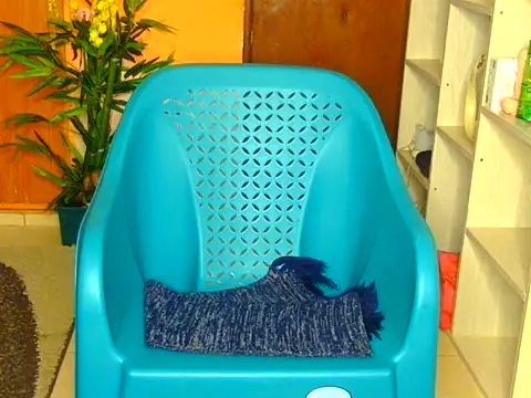 Naughtygal98 online show from June 16, 6:36 am
