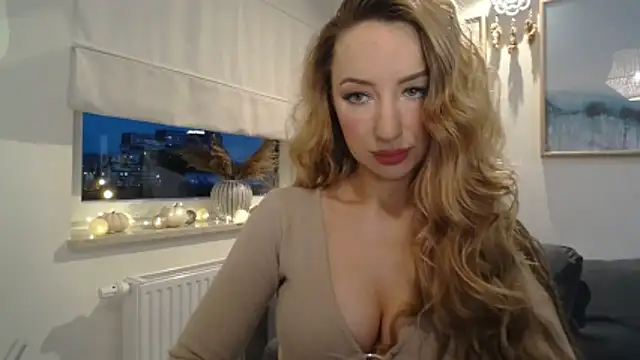 JulietteDiamond online show from November 10, 3:18 pm