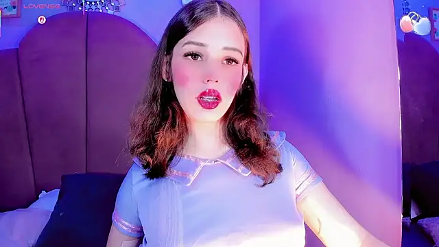 ValeriaAguilar online show from January 18, 9:55 pm