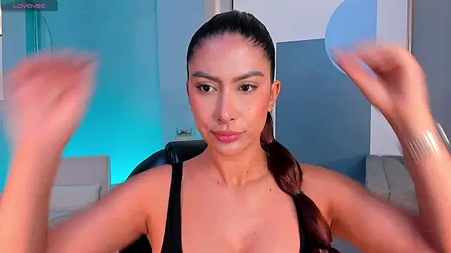 ArianaDumont online show from October 18, 11:24 am