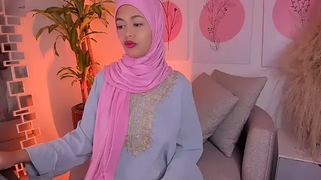 azzahara069 online show from March 3, 11:44 pm