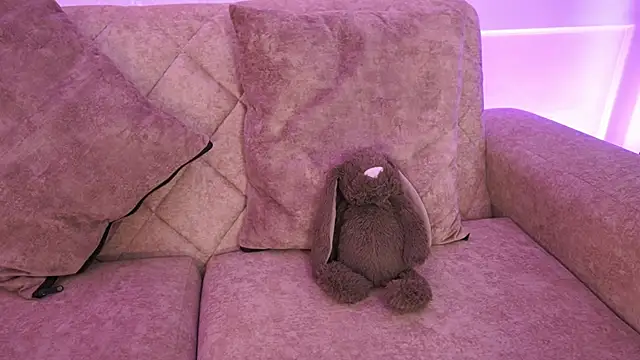 Anybuny online show from February 14, 1:13 pm