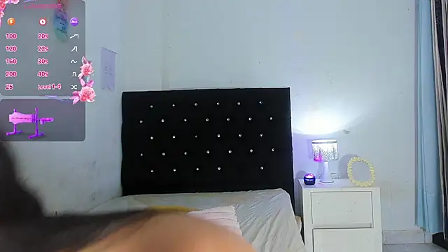 auroraa sexy online show from September 29, 3:28 pm