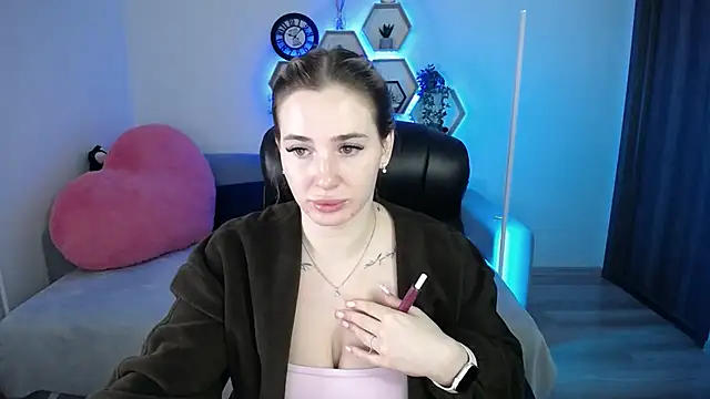 SabrinViolet online show from January 18, 9:16 am