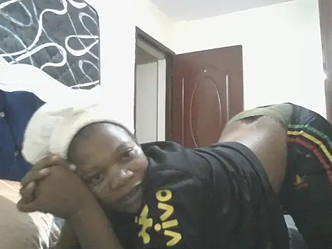 clakemmy250 online show from June 10, 10:30 pm