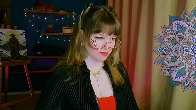 VioletteWay online show from February 15, 5:01 pm