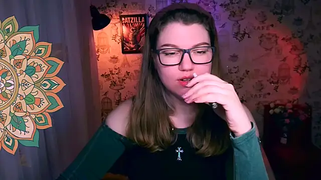 VioletteWay online show from April 12, 3:59 pm