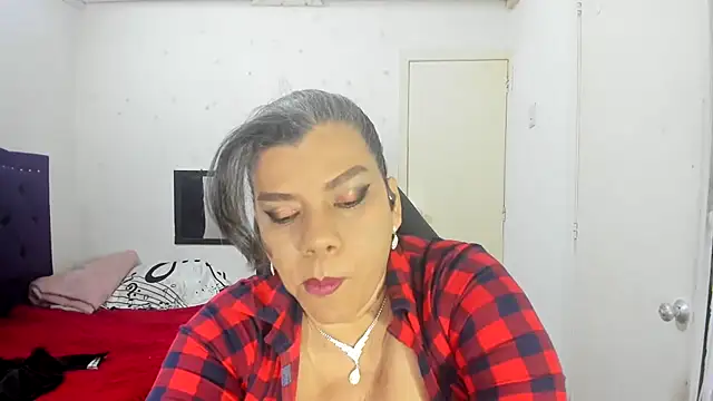 vikyadams online show from October 7, 2:10 pm