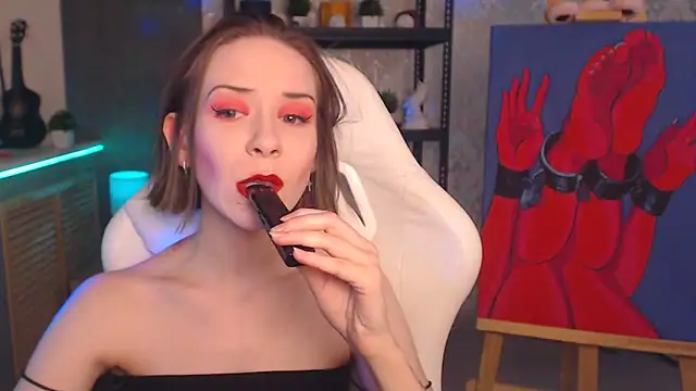 FascinatingEyess online show from December 21, 1:26 pm