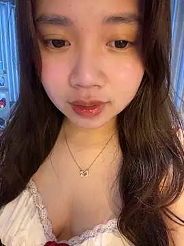 Hotellinh12 online show from October 12, 5:15 pm