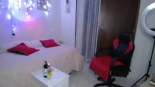 vanessalat online show from November 3, 12:14 am