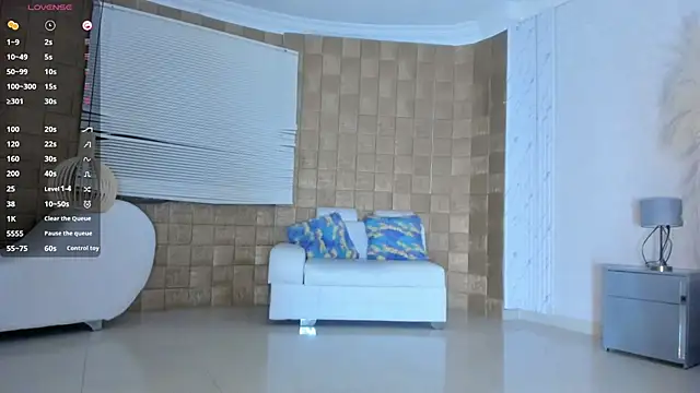 Lissalittlee online show from September 19, 8:08 pm