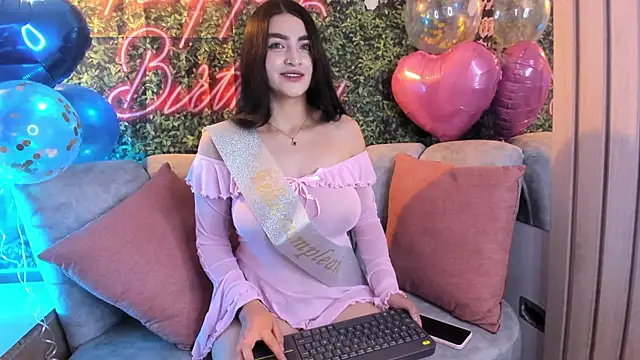 miel gomez online show from September 8, 10:20 pm