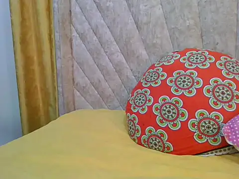 Sexy Villagegal online show from February 6, 12:52 pm