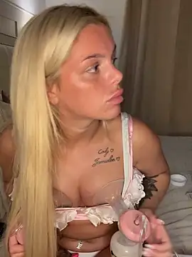 IrishPrincessBarbieX online show from October 22, 9:31 pm