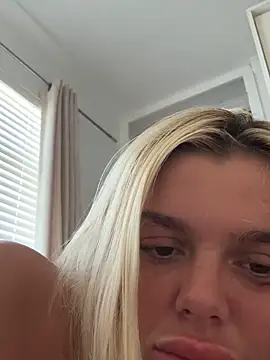 IrishPrincessBarbieX online show from April 10, 10:21 am