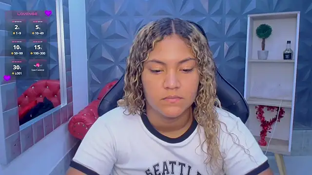 Cristal War online show from April 14, 10:32 pm