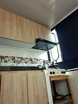 Selket11 online show from January 5, 5:27 pm