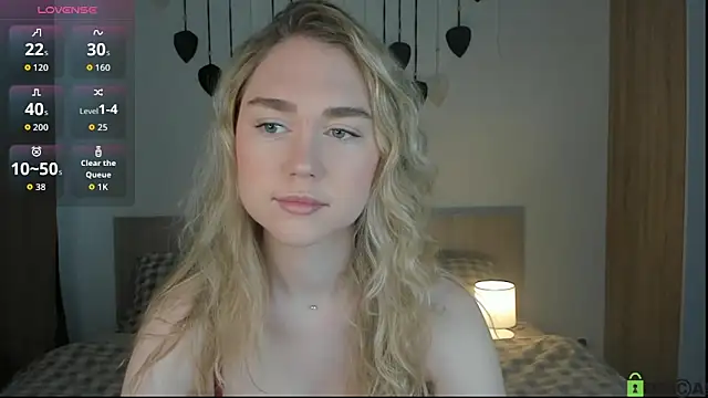 TheVanessaMaes online show from October 10, 6:07 am