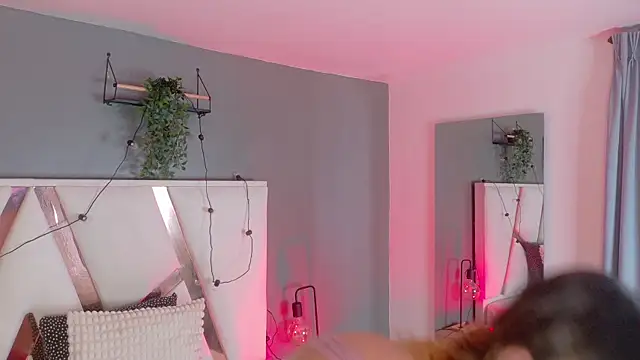 LilithSmith  online show from November 24, 11:45 am