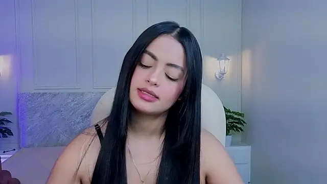 EmilyWalker11 online show from September 12, 4:35 am