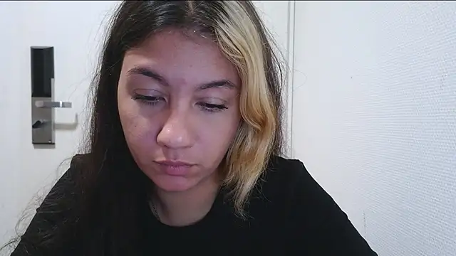 blvckbabyweed07 online show from June 6, 8:48 pm