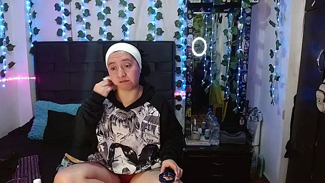 the lesbian game online show from September 12, 2:45 am